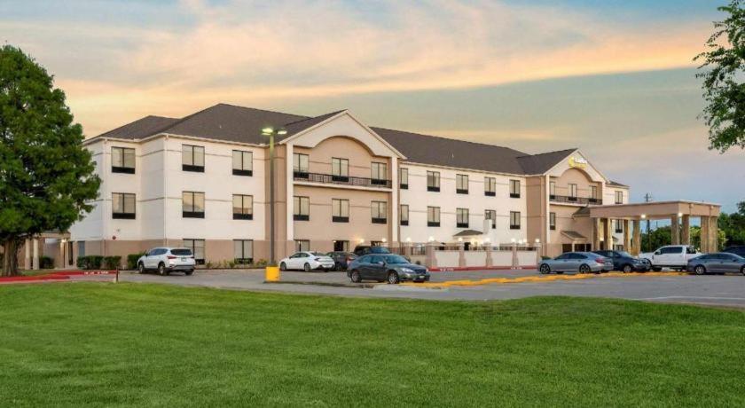 Comfort Suites La Porte Esterno foto
